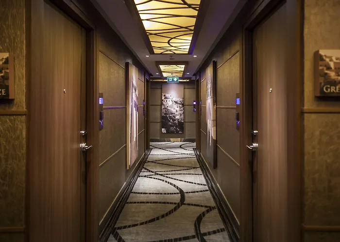 Hotel Montraj Continent Sukhumvit