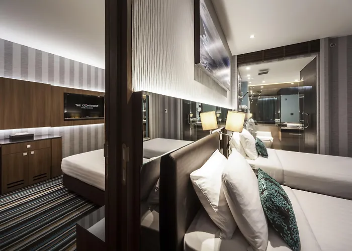 Hotel Montraj Continent Sukhumvit 5*