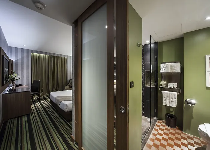 Hotel Montraj Continent Sukhumvit Bangkok