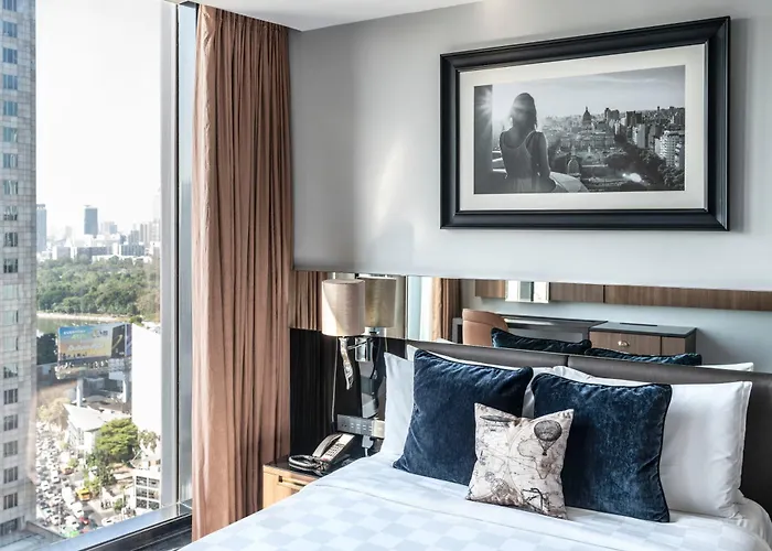 Montraj Continent Sukhumvit 5*