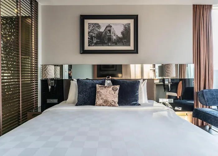 Hotel Montraj Continent Sukhumvit Bangkok