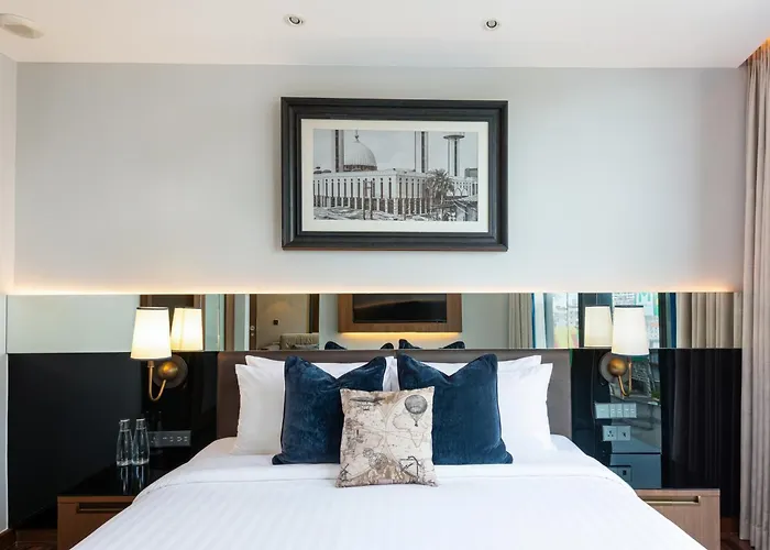 Montraj Continent Sukhumvit Hotel Bangkok